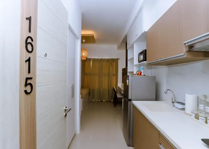 Apartment Staycation Minimalist With Rooftop Pool And Netflix *