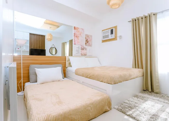 Staycation Minimalist With Rooftop Pool And Netflix Apartment