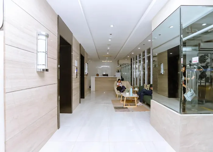 Staycation Minimalist With Rooftop Pool And Netflix Apartment Cebu
