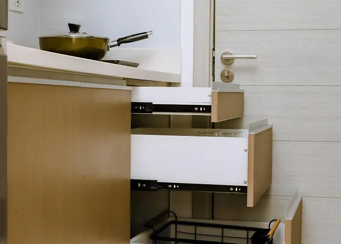 Staycation Minimalist With Rooftop Pool And Netflix Apartment *