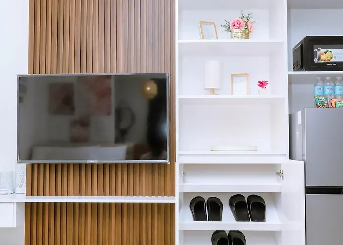 Apartment Staycation Minimalist With Rooftop Pool And Netflix *