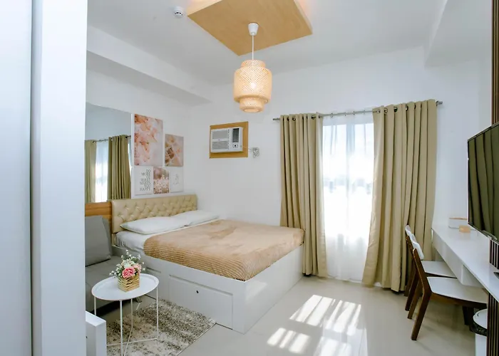 Staycation Minimalist With Rooftop Pool And Netflix Apartment Cebu
